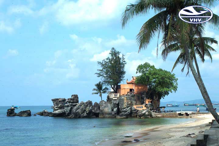 Đảo Ngọc Phú Quốc Câu Cá Trên Biển – Lặn Ngắm San Hô Grand World – Cáp Treo Hòn Thơm